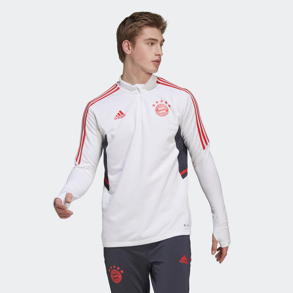 FC_Bayern_Condivo_22_Training_