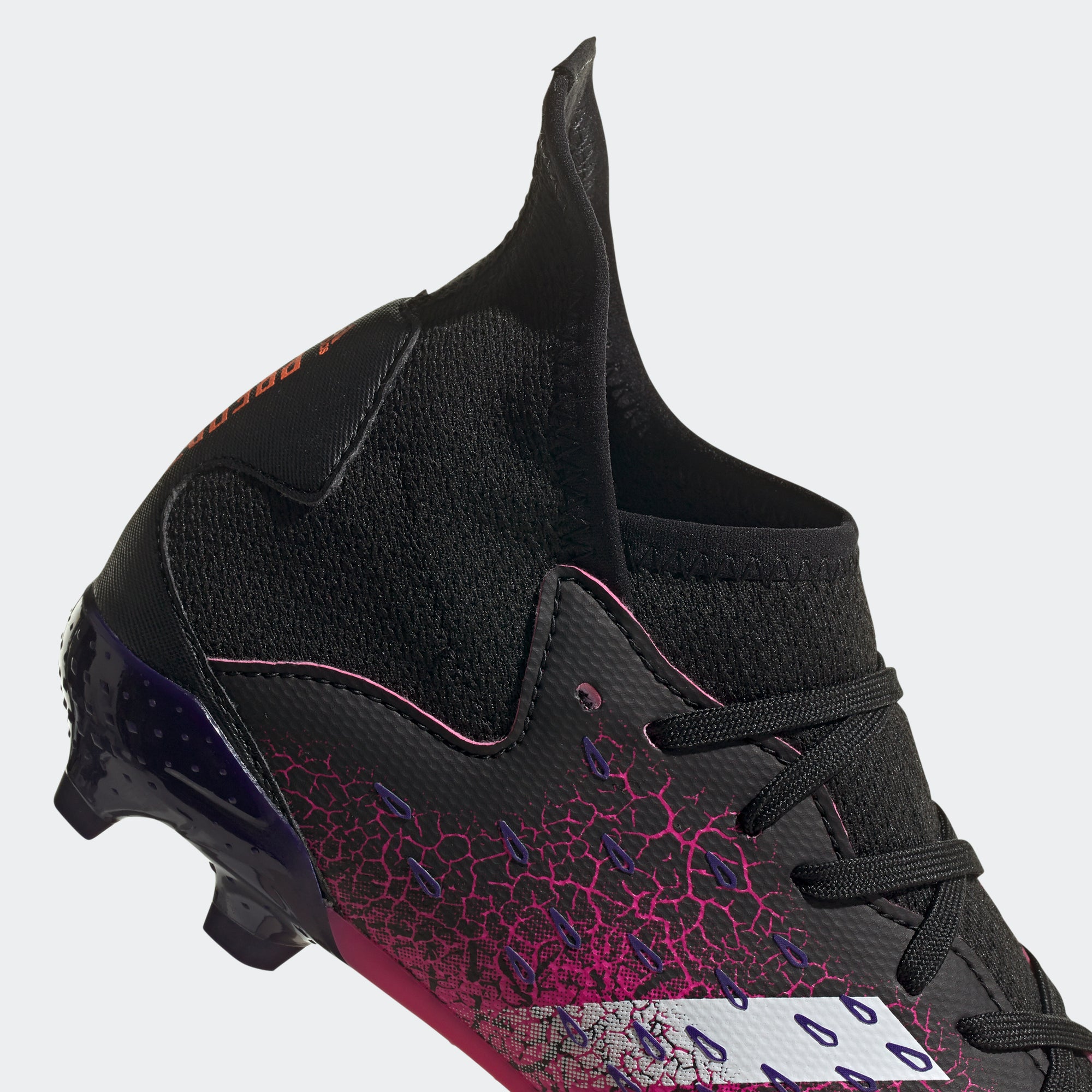 Predator Freak.3 Firm Ground Soccer Cleats Youth - 10