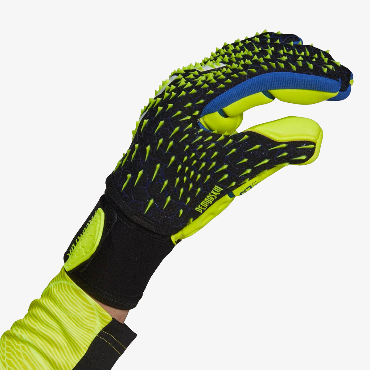 Predator Pro Ultimate Goalkeeper Gloves