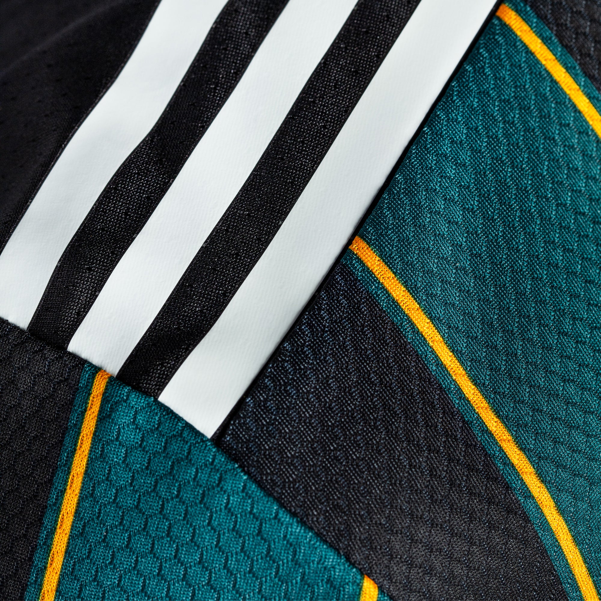 LA Galaxy Away Authentic Jersey 2021/22
