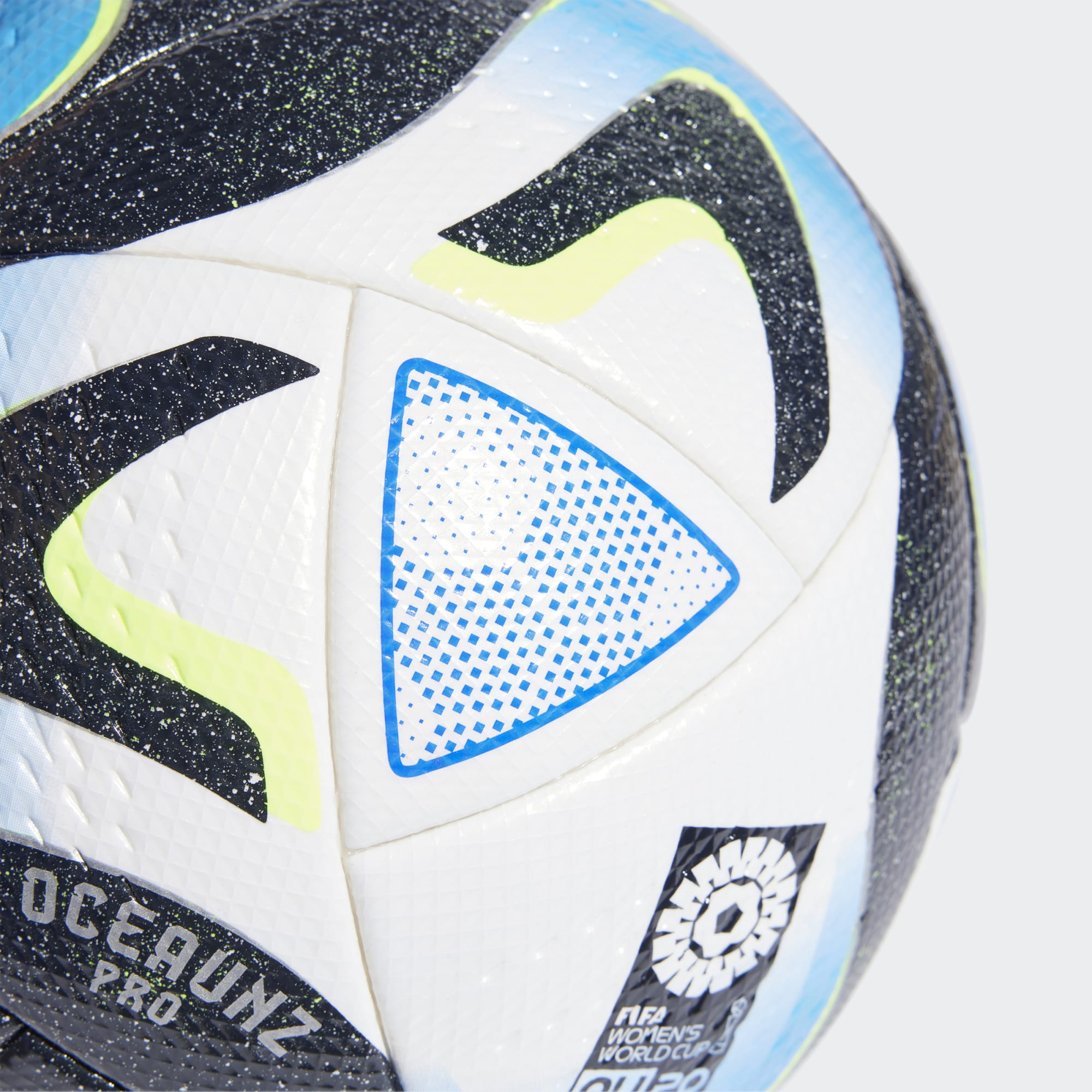 adidas OCEAUNZ PRO OFFICIAL MATCH SOCCER BALL