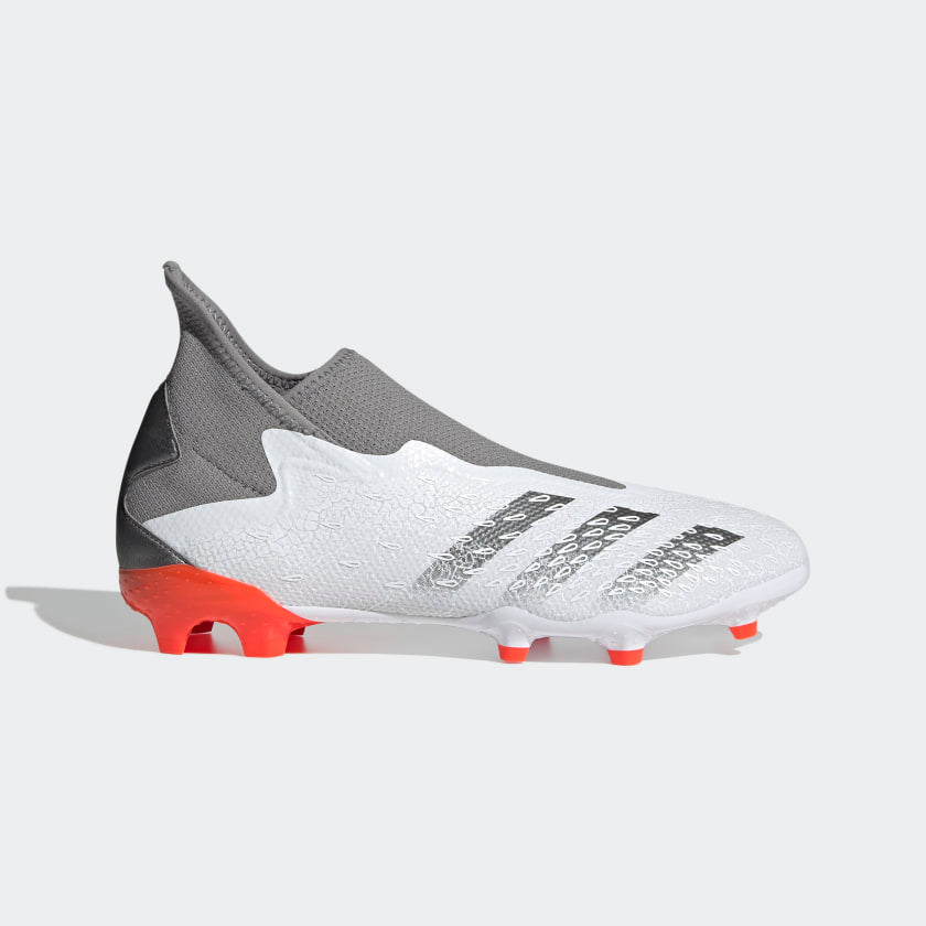 PREDATOR FREAK .3 LACELESS FIRMGROUND SOCCER CLEATS