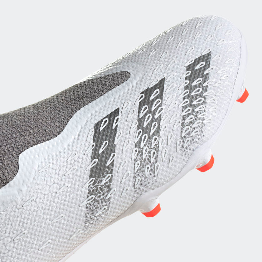 PREDATOR FREAK .3 LACELESS FIRMGROUND SOCCER CLEATS