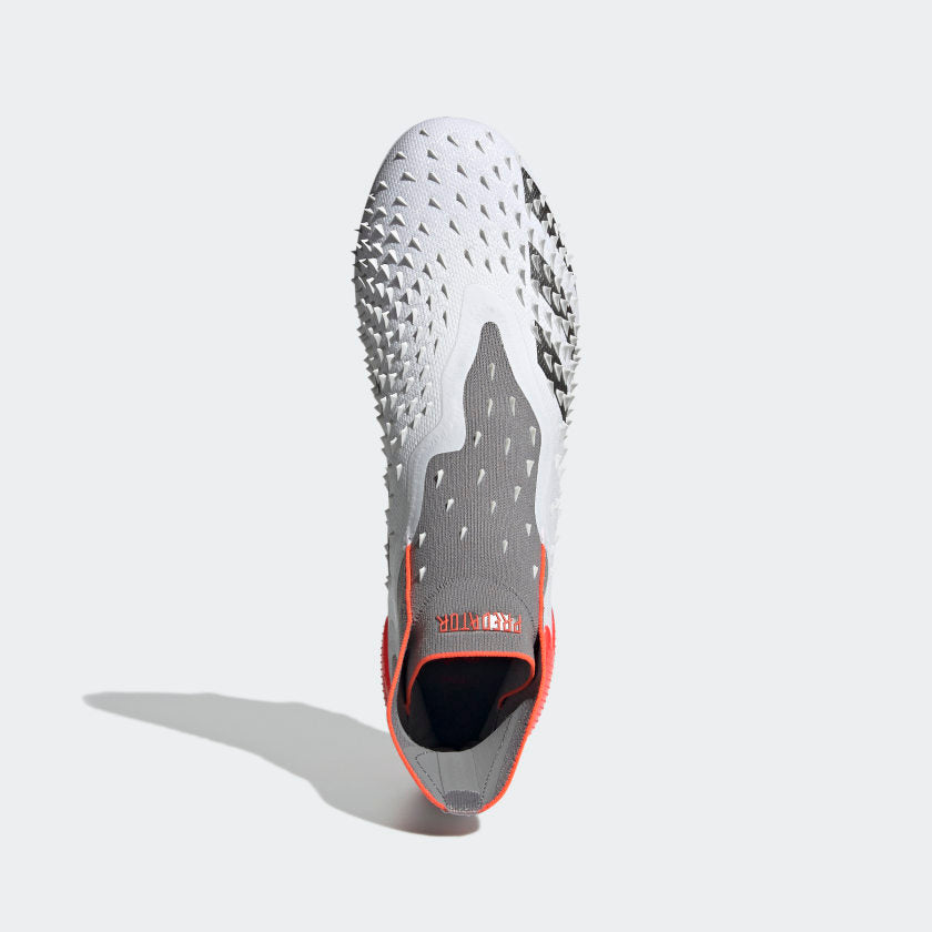 PREDATOR FREAK + FG SOCCER CLEATS
