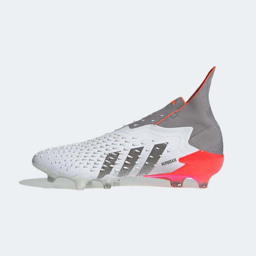 PREDATOR FREAK + FG SOCCER CLEATS