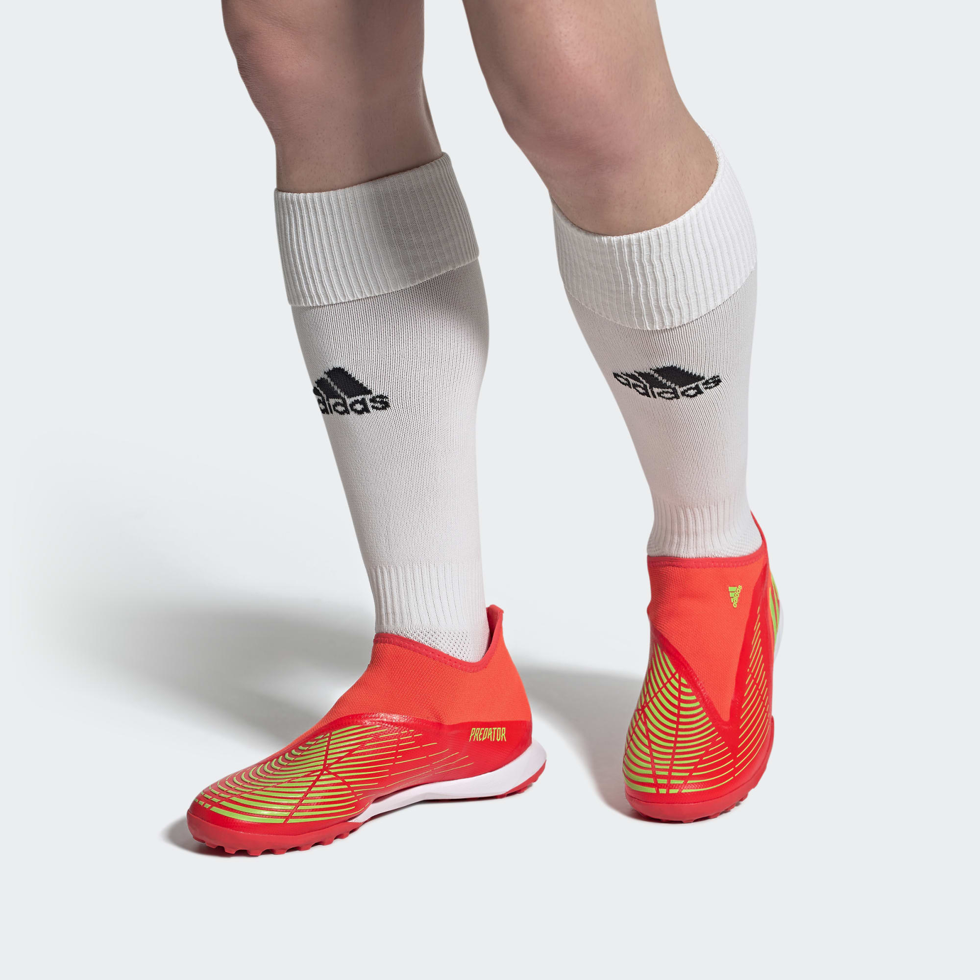 PREDATOR EDGE.3 LACELESS TURF SOCCER SHOES