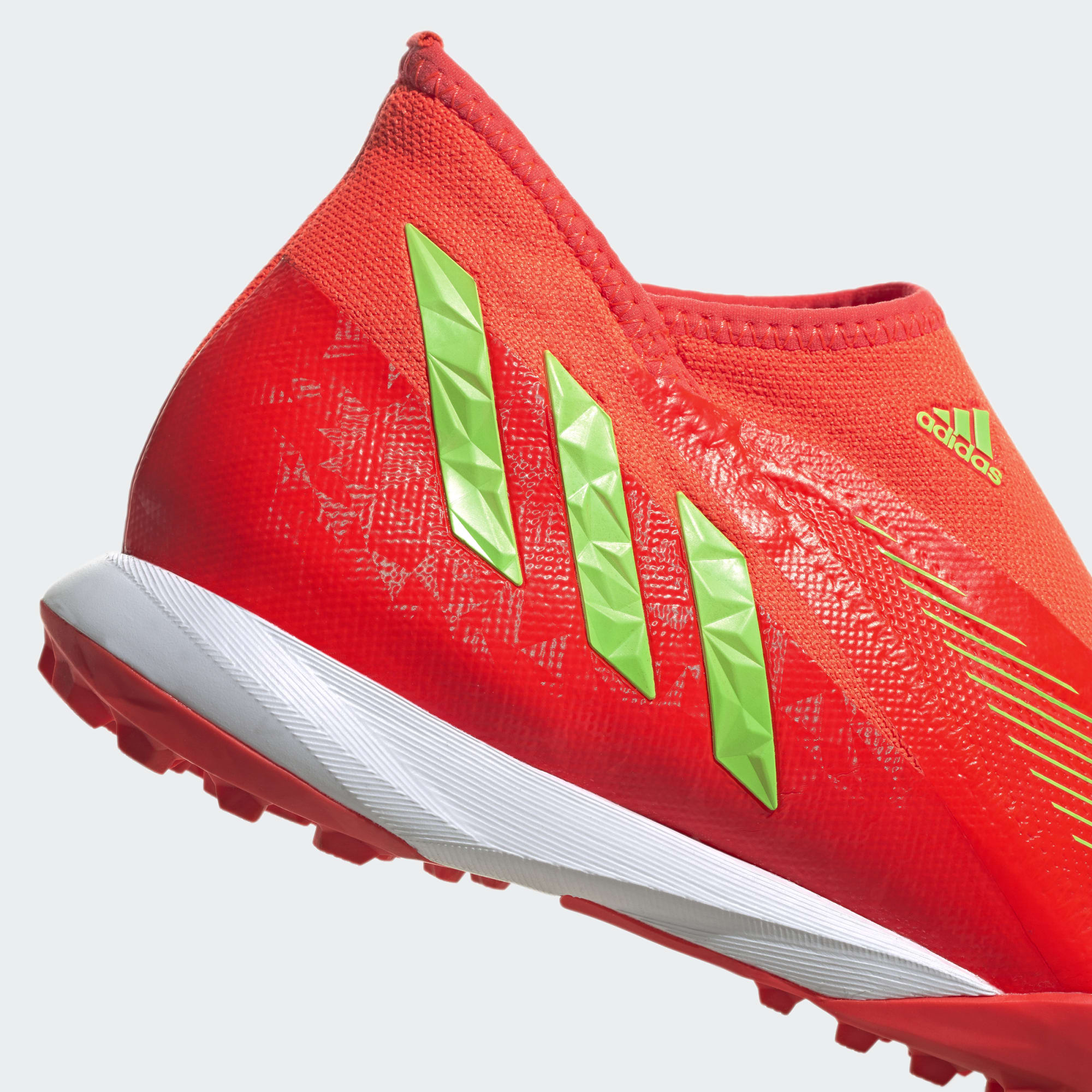 PREDATOR EDGE.3 LACELESS TURF SOCCER SHOES