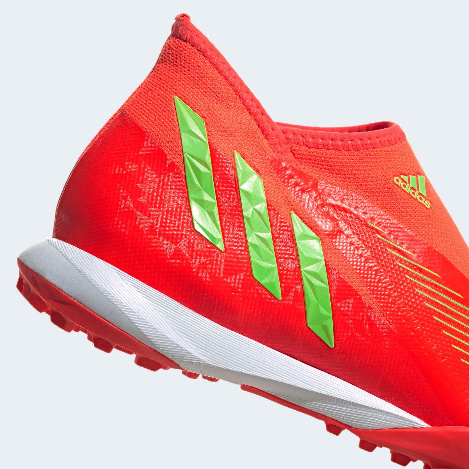PREDATOR EDGE.3 LACELESS TURF SOCCER SHOES