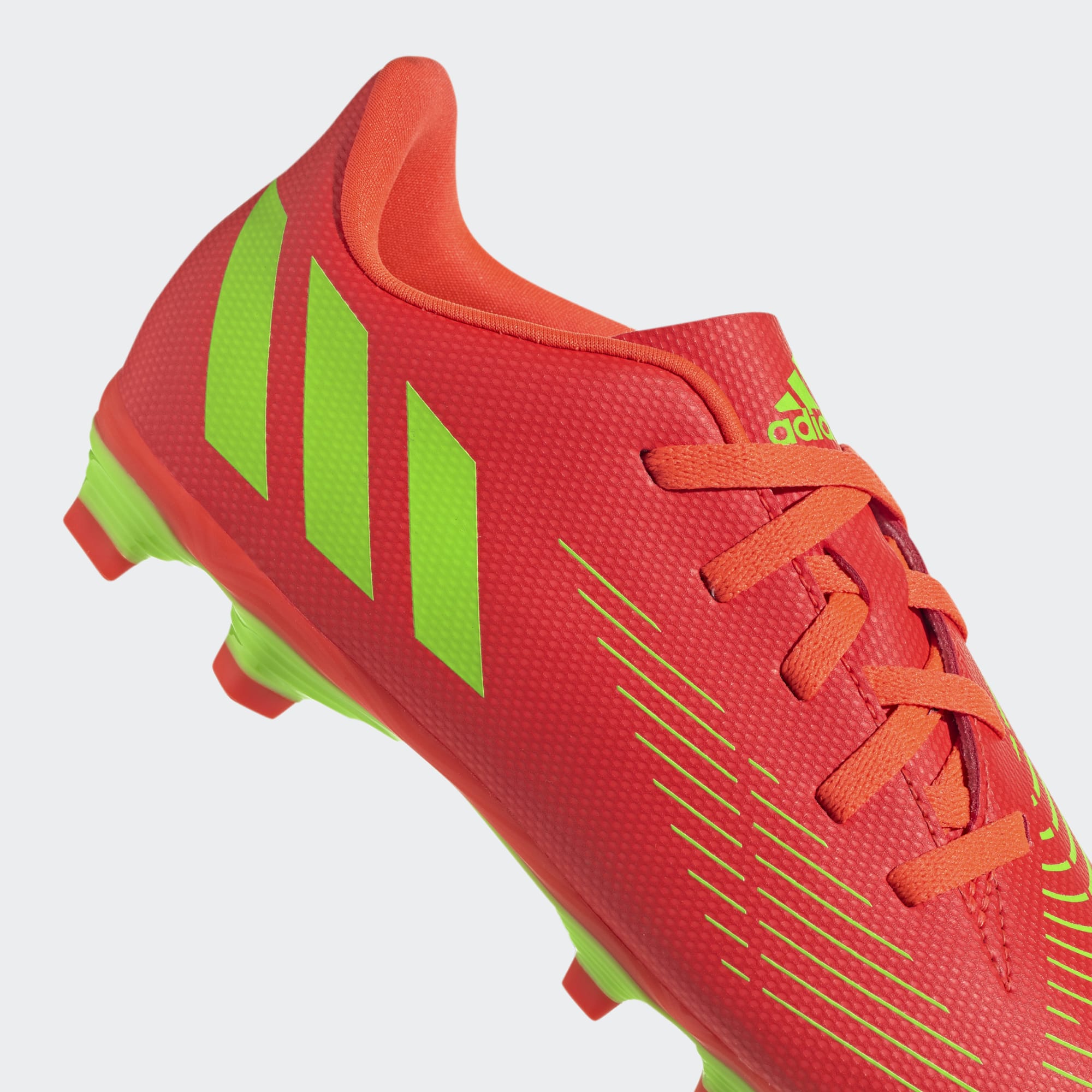 PREDATOR EDGE.4 FLEXIBLE YOUTH FIRMGROUND SOCCER CLEATS
