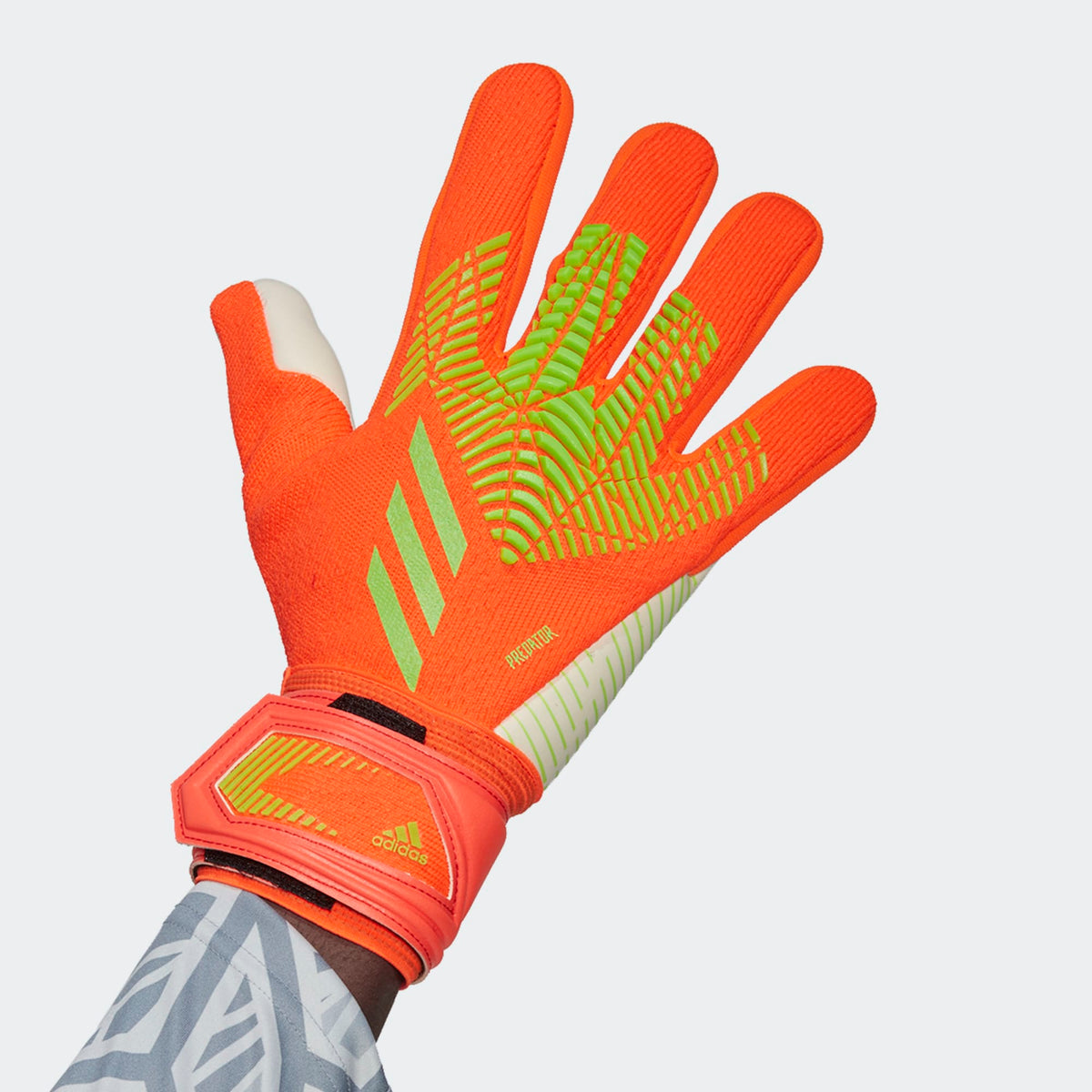 PREDATOR EDGE LEAGUE GOALKEEPER GLOVES