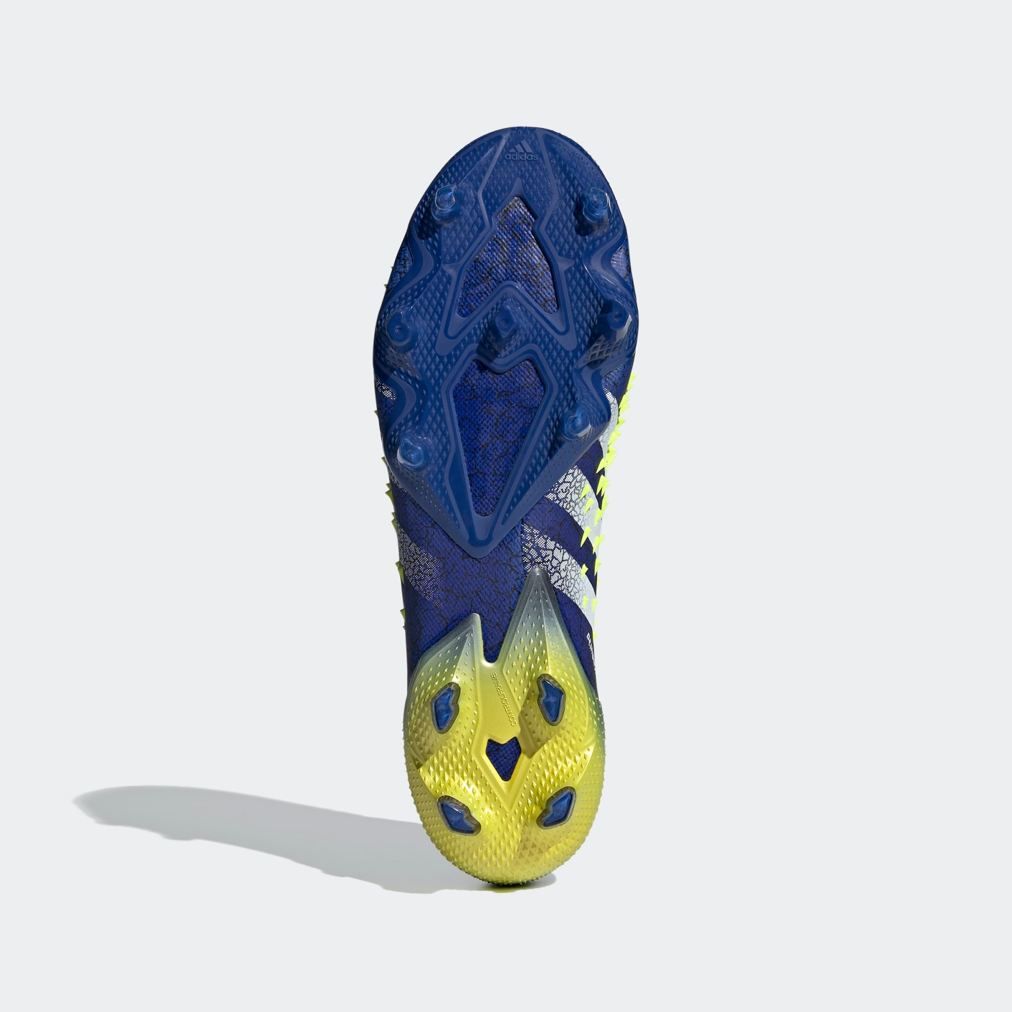 PREDATOR FREAK.1 LOW CUT FIRM GROUND CLEATS MENS