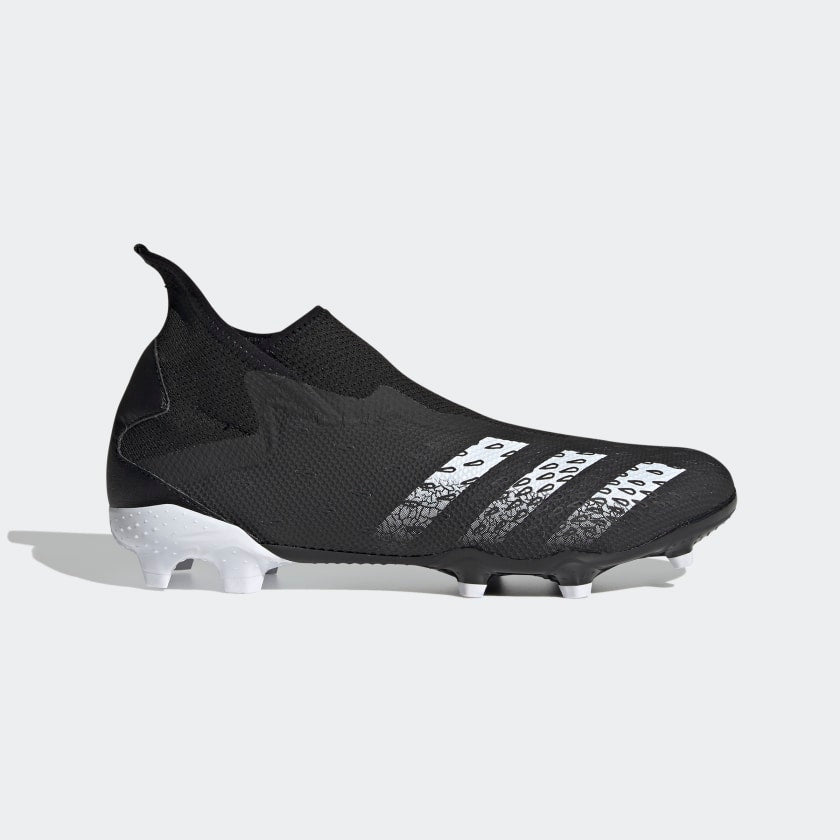 PREDATOR FREAK.3 LACELESS FIRMGROUND SOCCER CLEATS