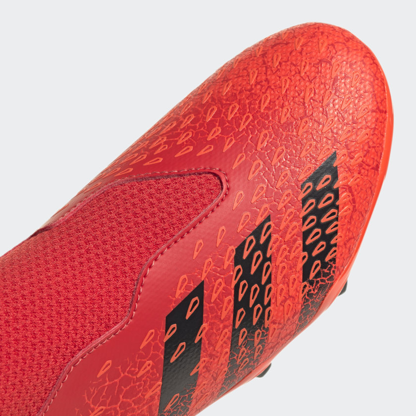 PREDATOR FREAK.3 LACELESS FIRM GROUND SOCCER CLEATS YOUTH