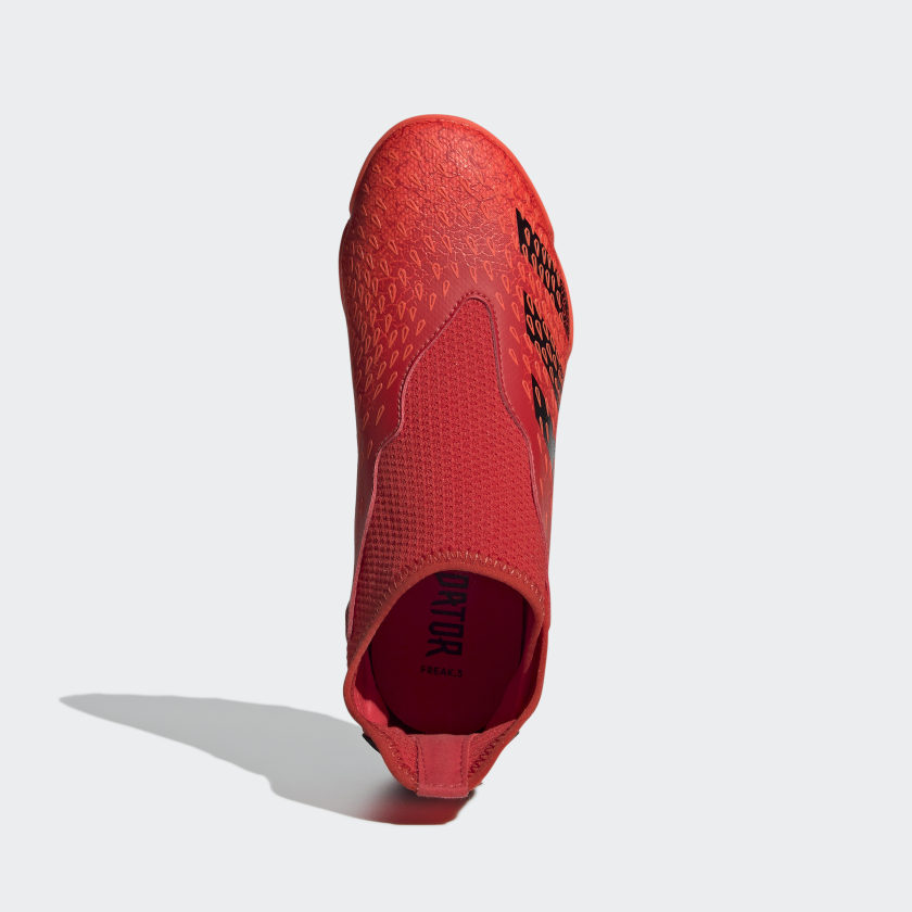 PREDATOR FREAK.3 LACELESS TURF SOCCER SHOES YOUTH