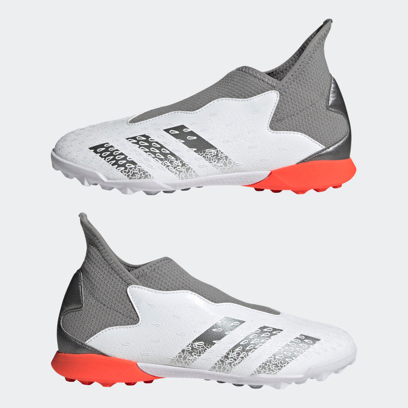 PREDATOR FREAK.3 LACELESS TURF SHOES YOUTH
