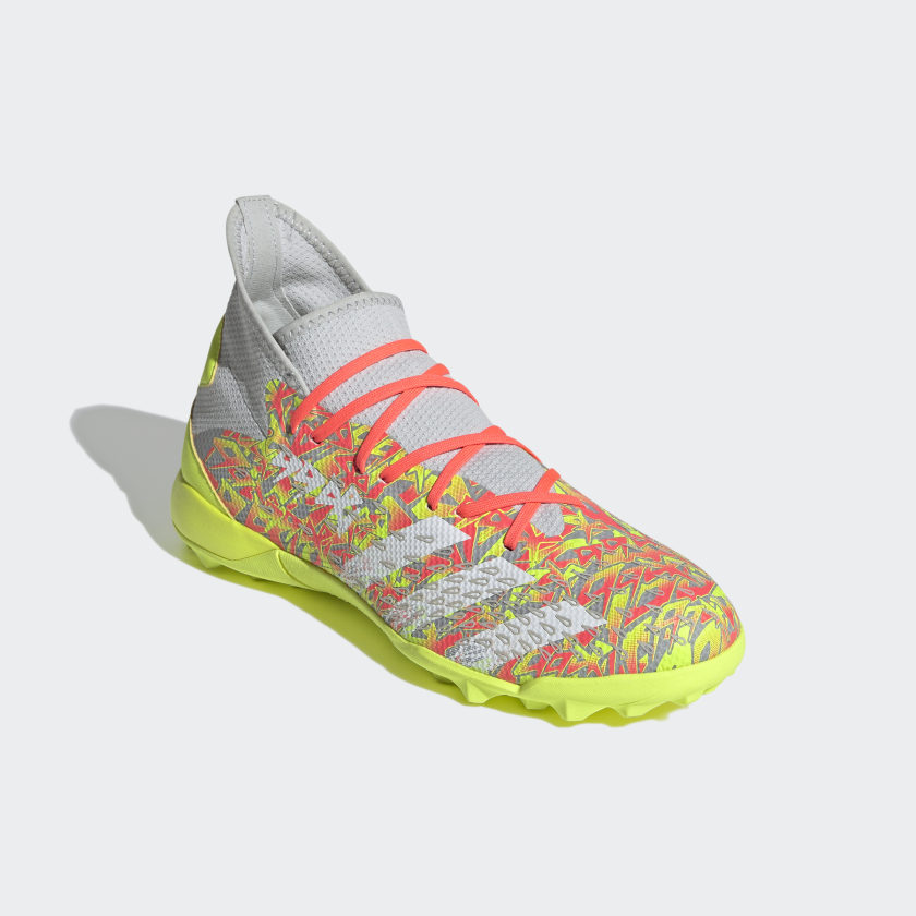 MEN’S PREDATOR FREAK.3 TURF SOCCER SHOES