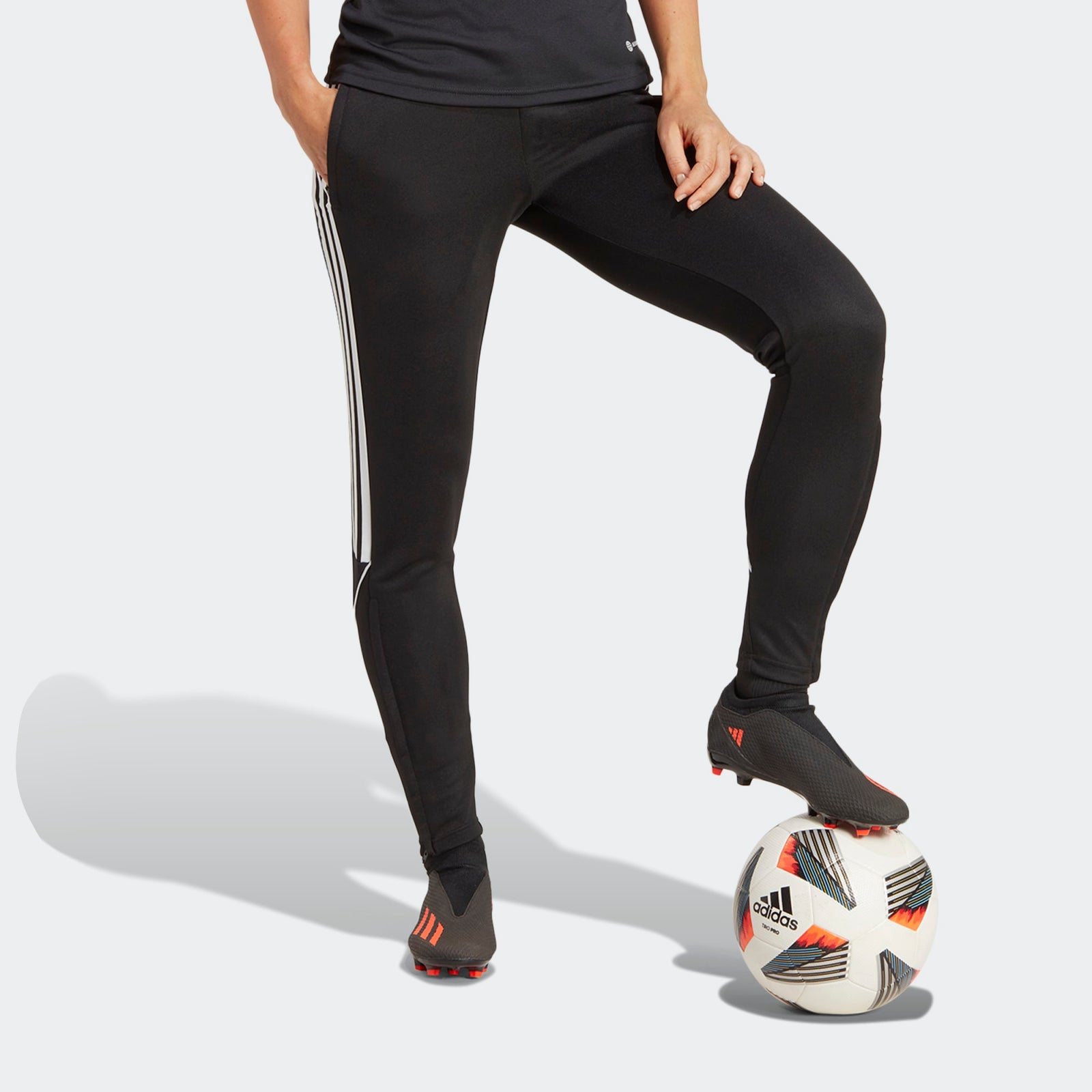 Adidas striker pants 2025