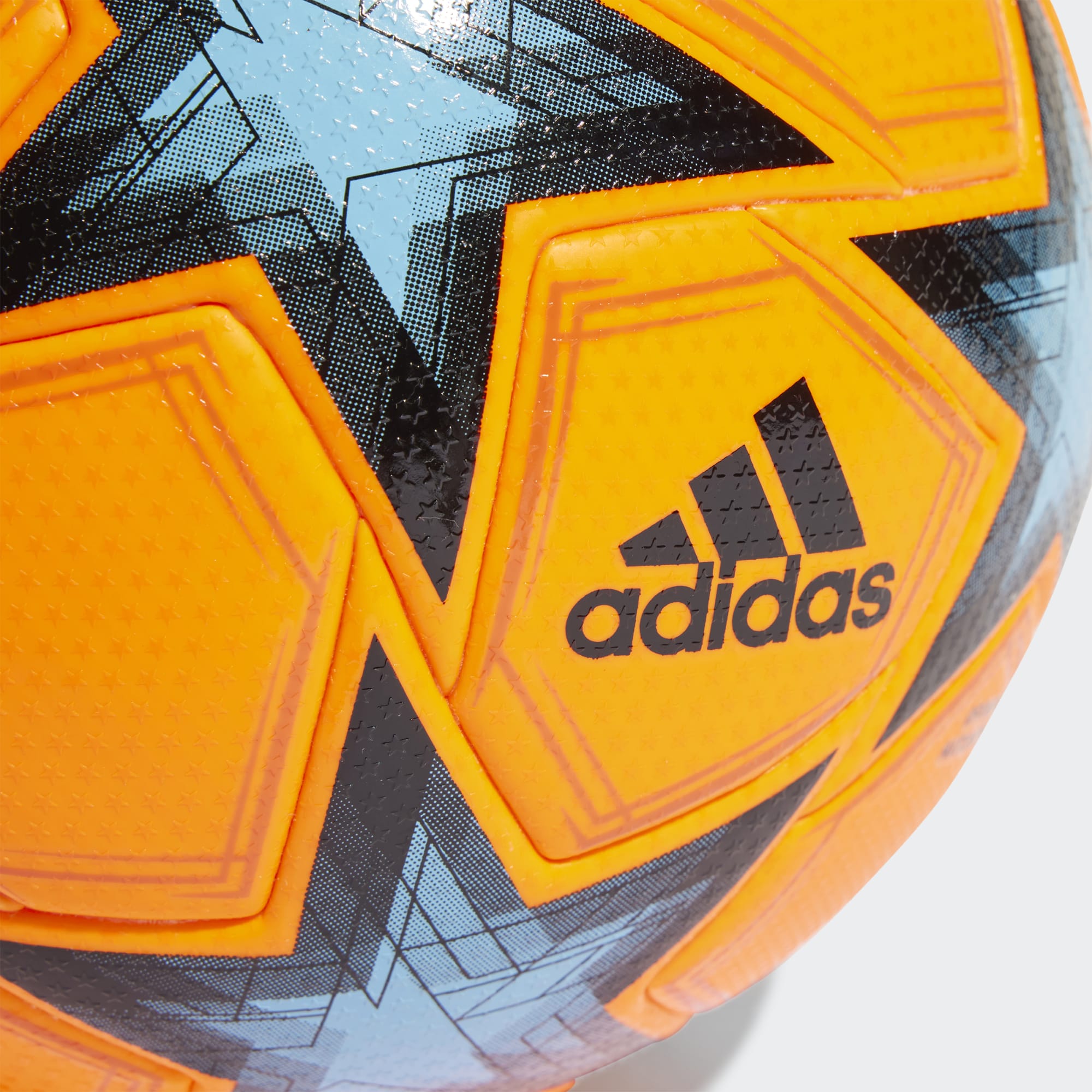 【新品】フィナーレ　ボール　UCL Pro Winterオフィシャルマッチボール adidas UCL PRO VOID WINTER SOCCER BALL