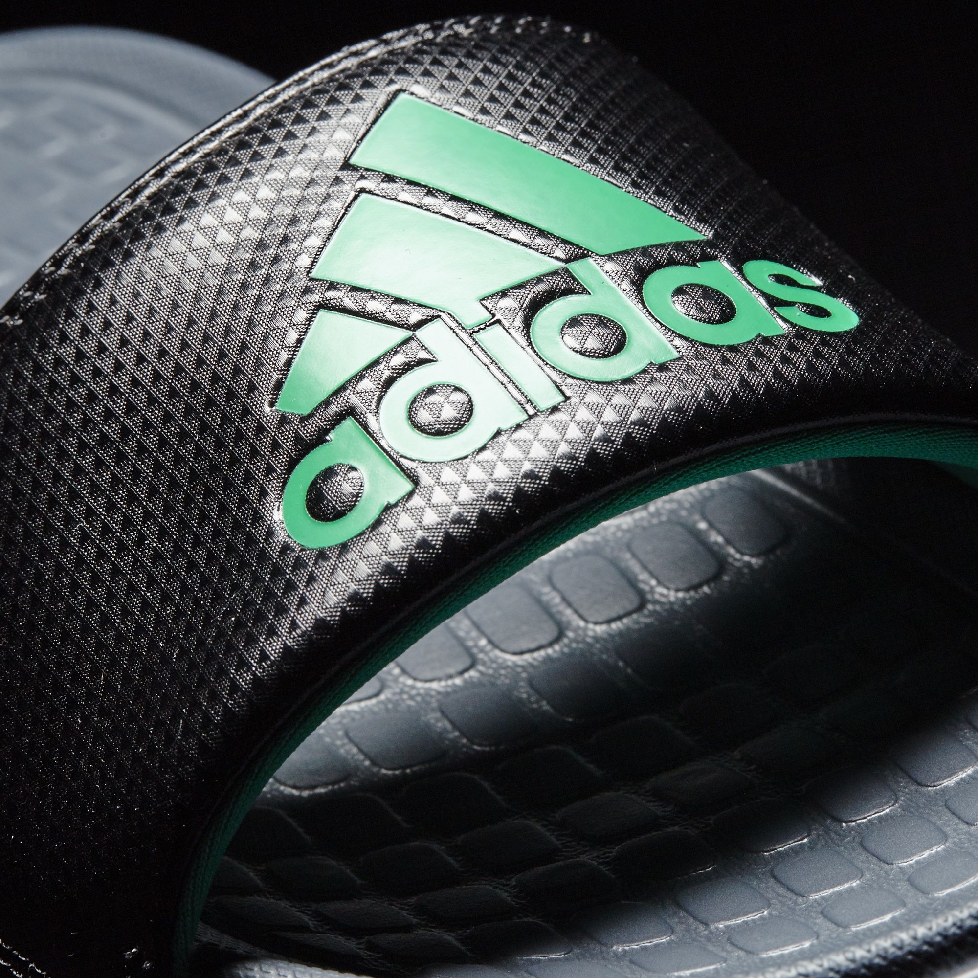 Adidas voloomix slides top