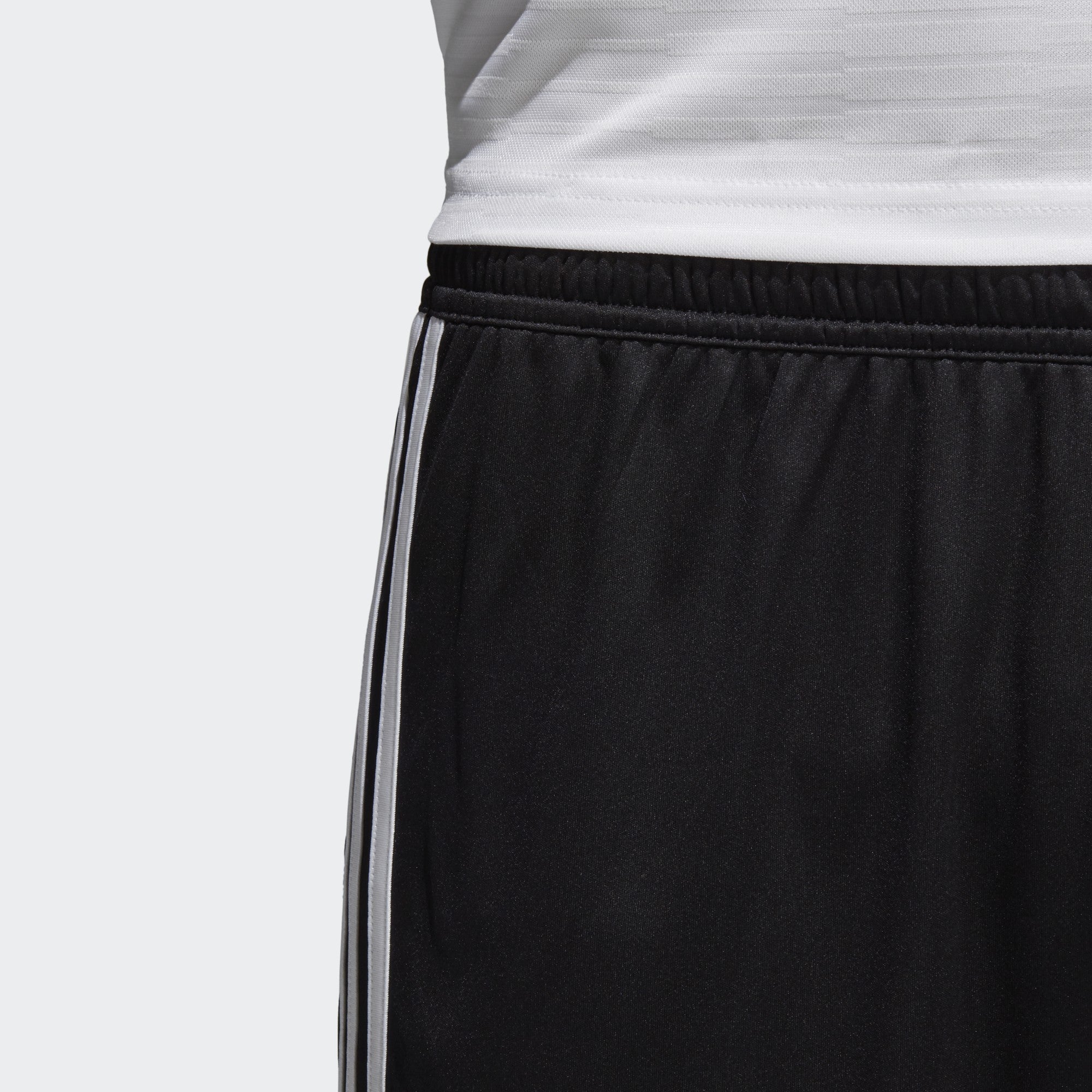 Regista 18 Shorts - Black/White