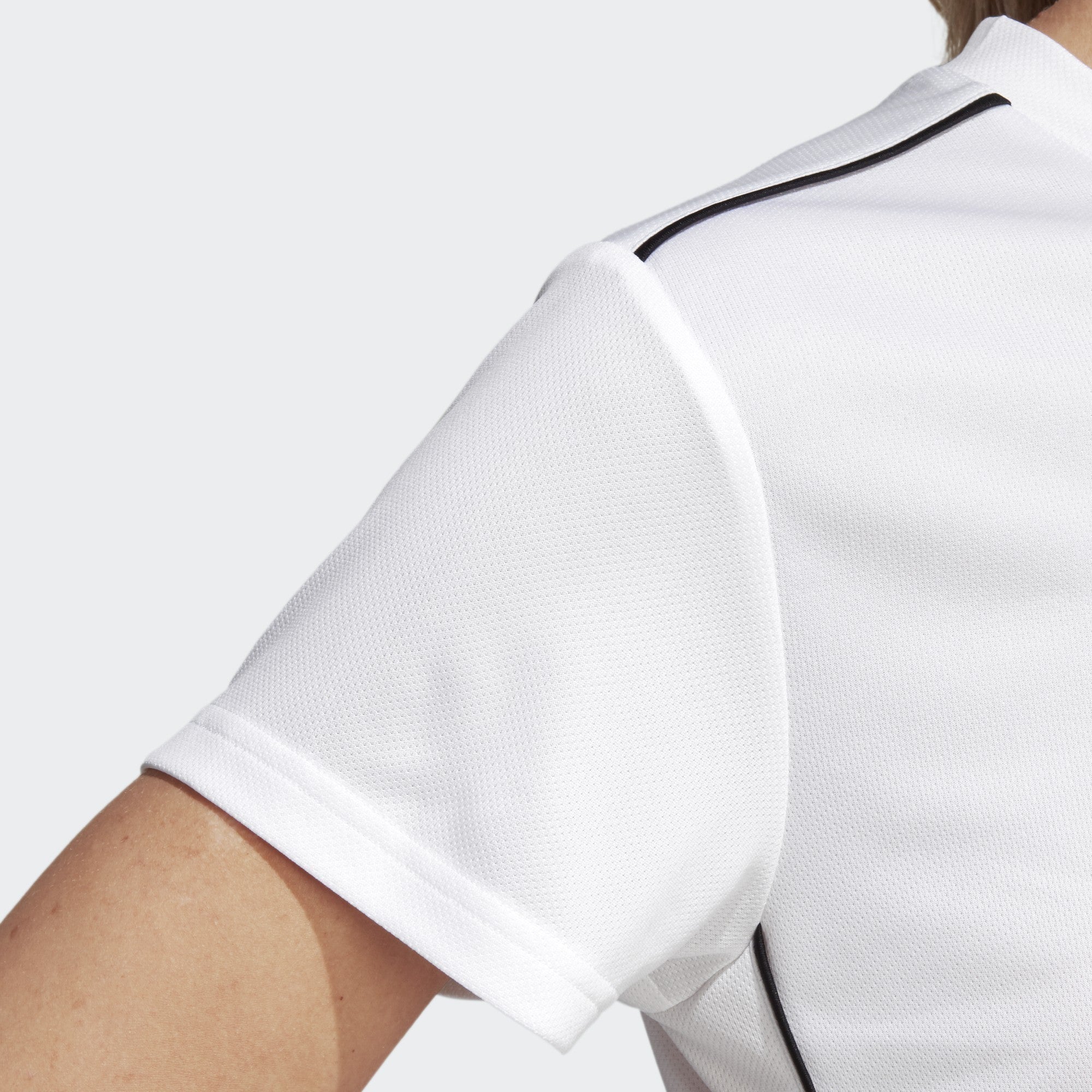 Women's Core 18 Jersey - White/Black