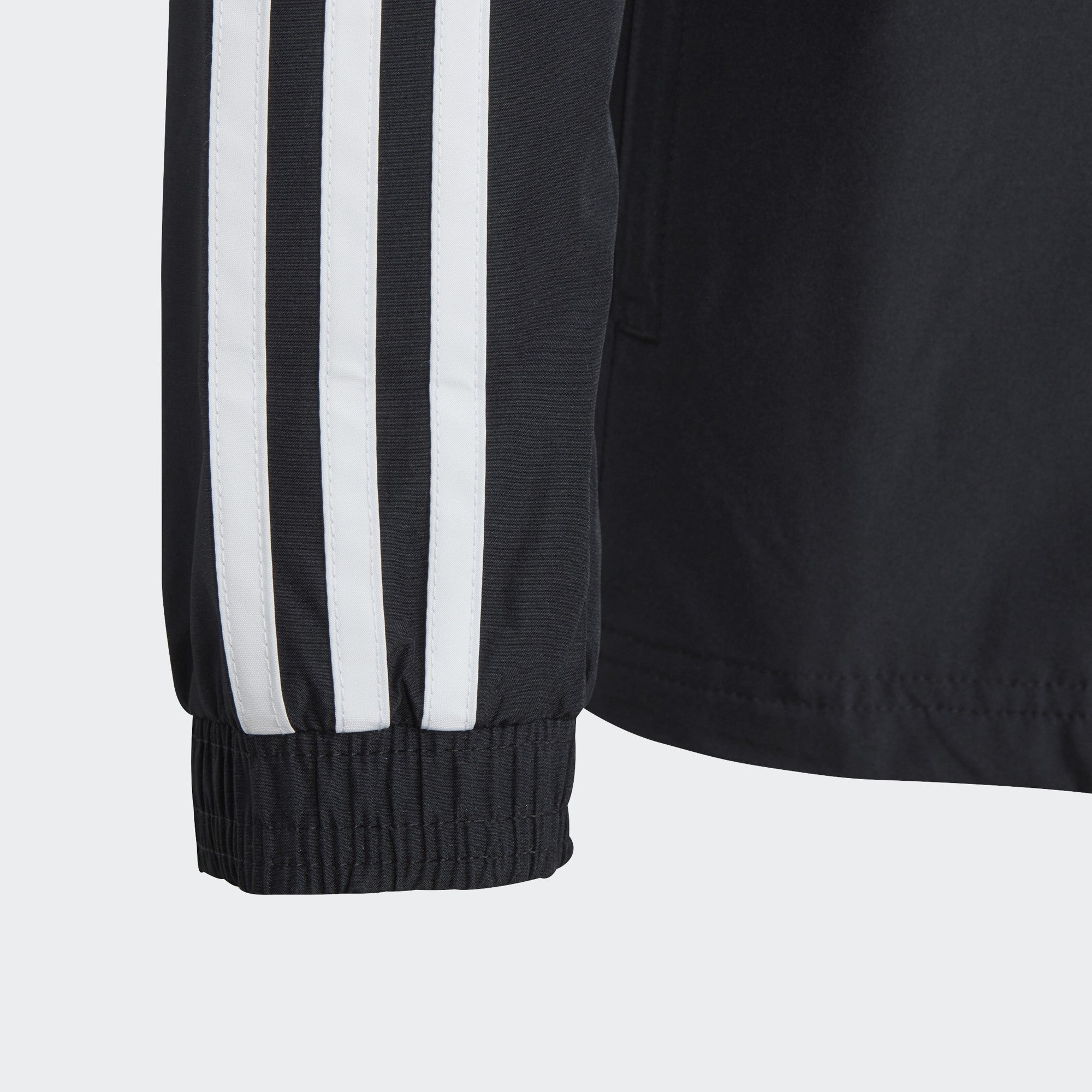 Tiro 19 all weather jacket store