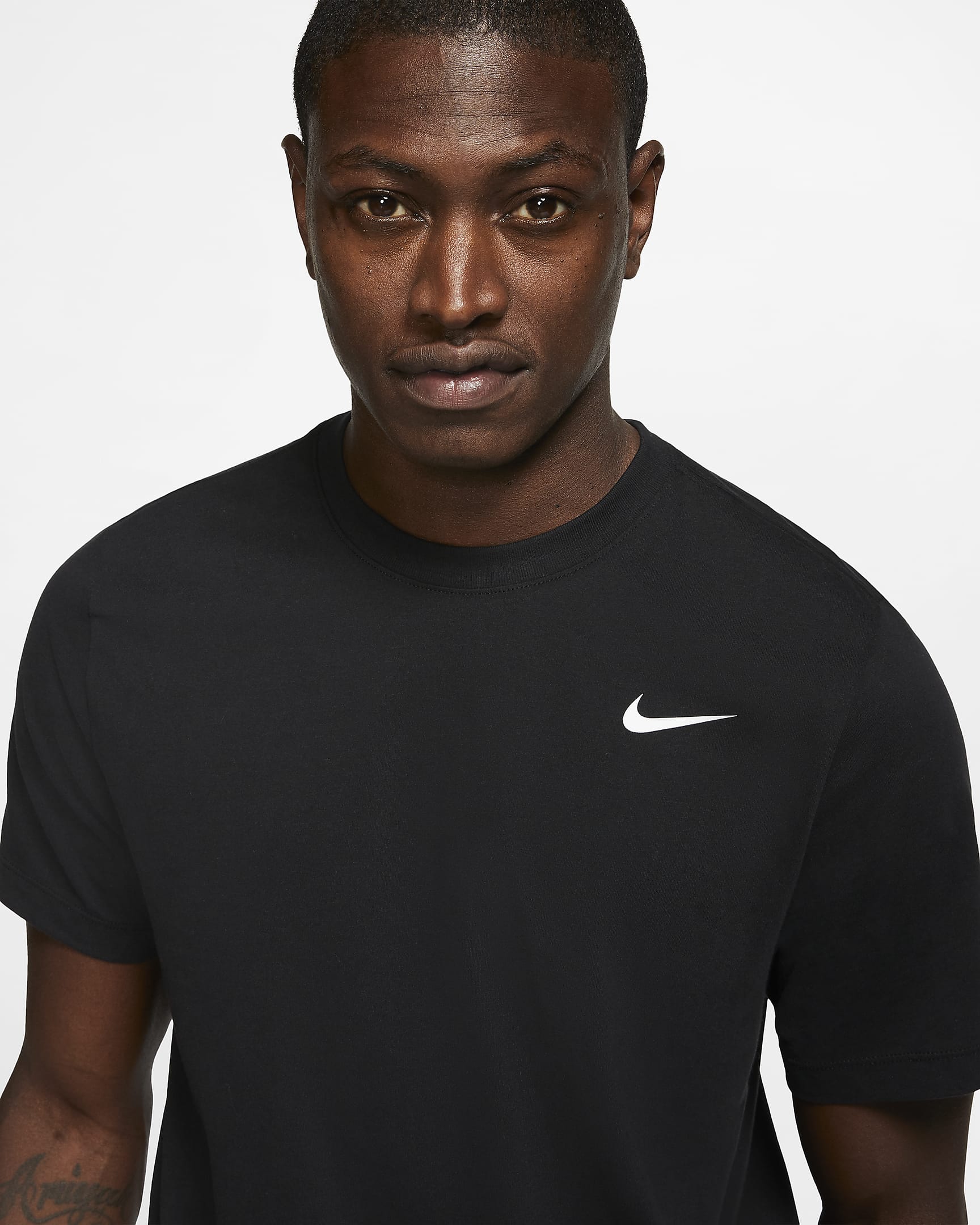 Nike Men's Dri-Fit Training T-Shirt - Black