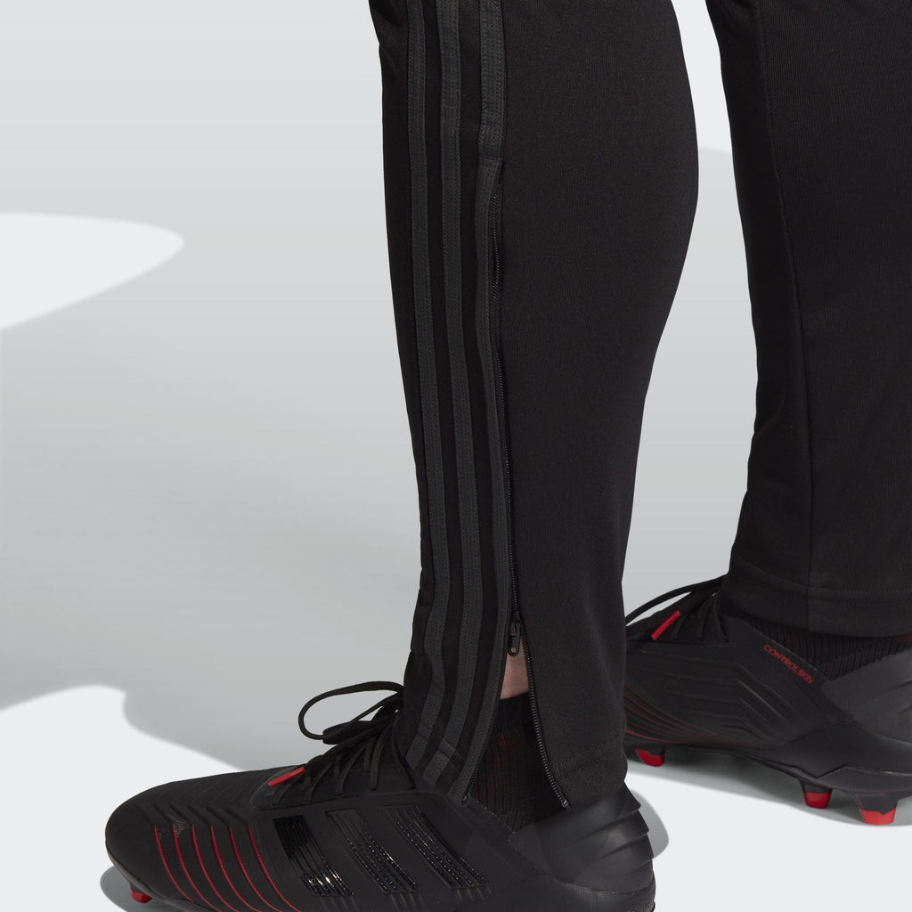 Manchester United Training Pants - Black/Solid Grey