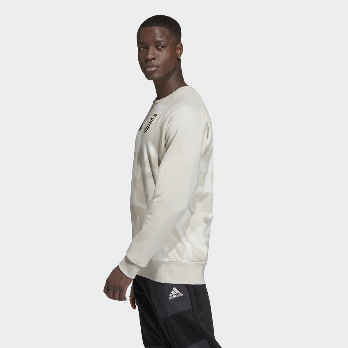 Men's Juventus Crew Sweatshirt - White/Camo Print