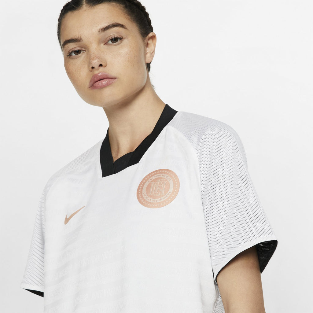 F.C. Dri-FIT Short-Sleeve Crop Top - Black/White