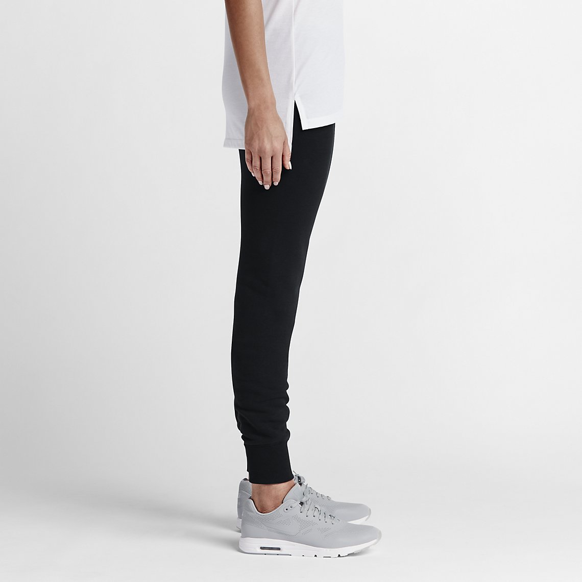 nike sports rally joggers