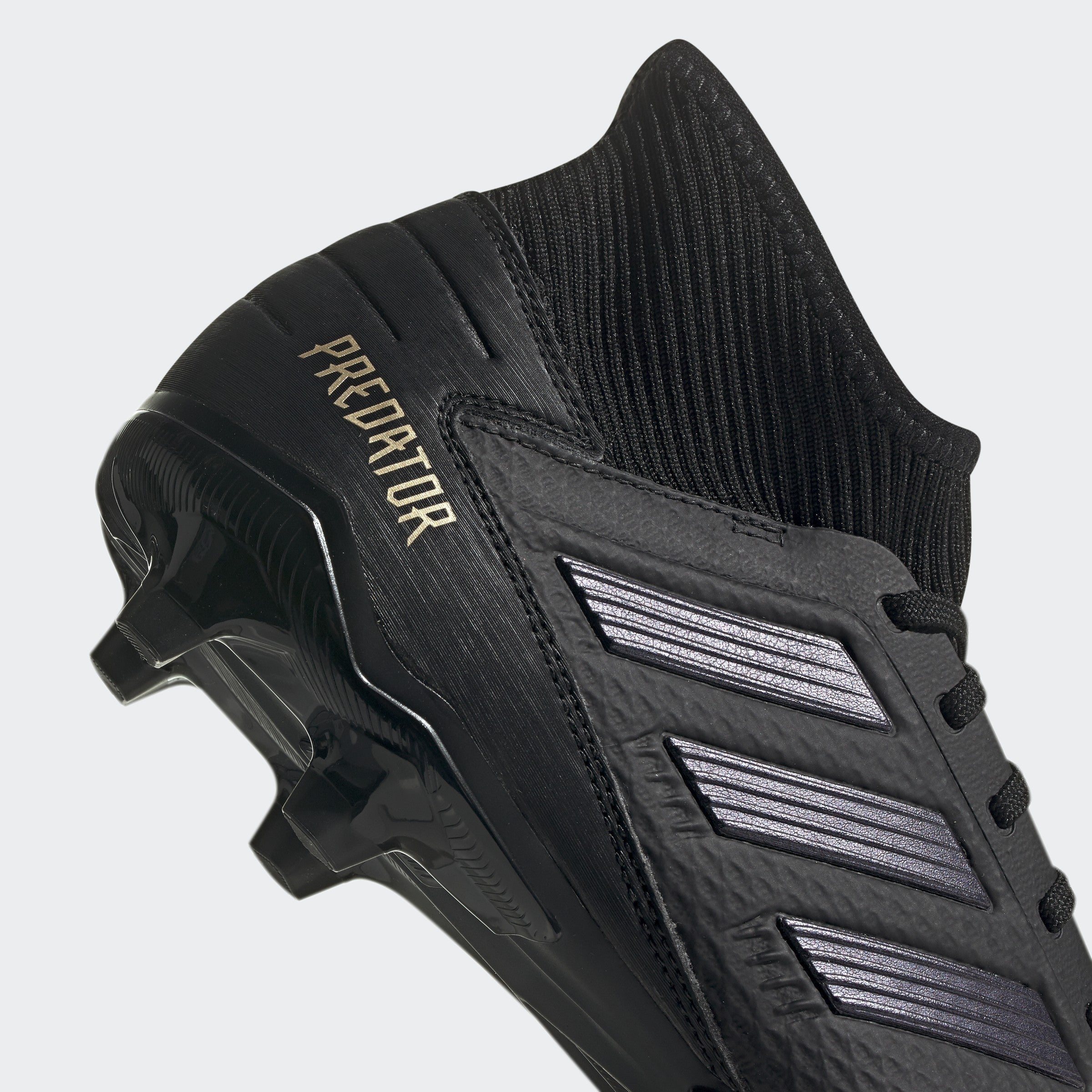 Predator 19.1 firm ground cleats black top