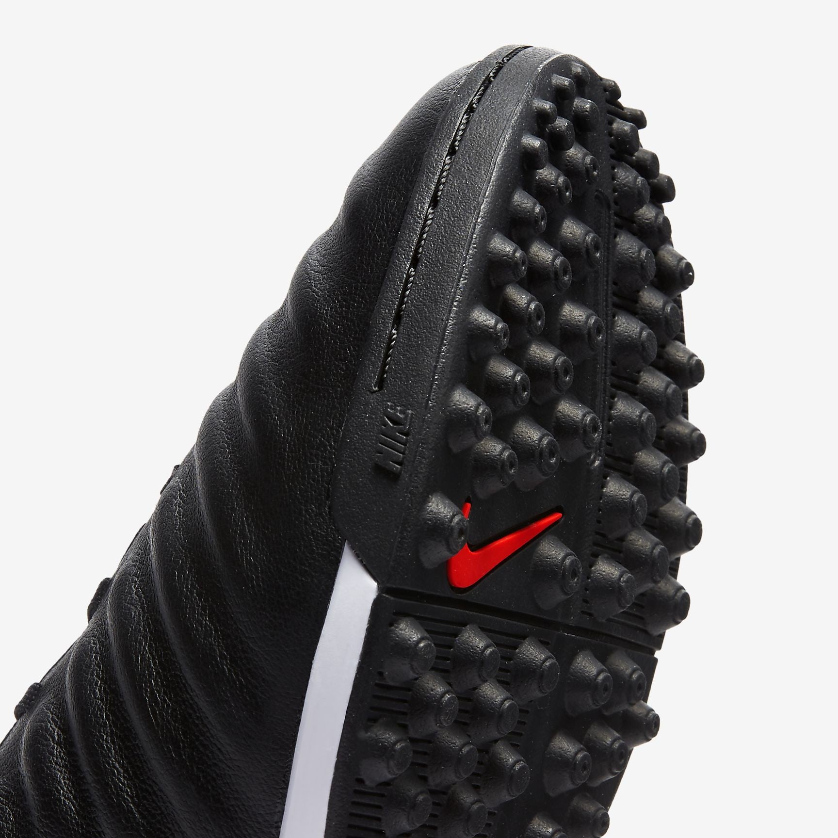 nike tiempox legend vii academy