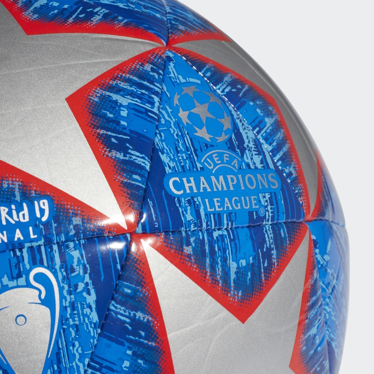 UCL Finale Madrid Capitano Ball - Silver Metallic/Bold Blue/Football Blue/Light Blue