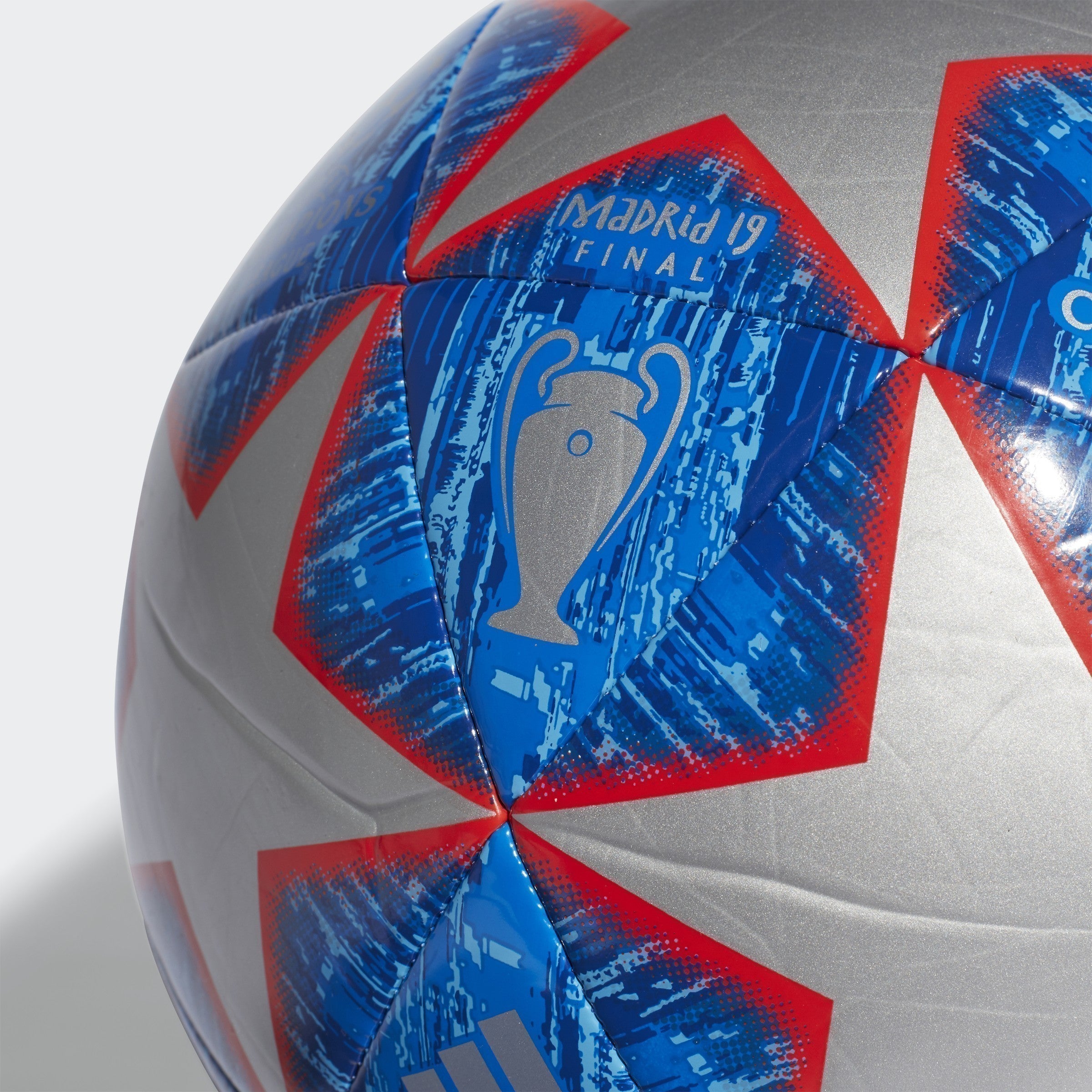 UCL Finale Madrid Capitano Ball - Silver Metallic/Bold Blue/Football Blue/Light Blue